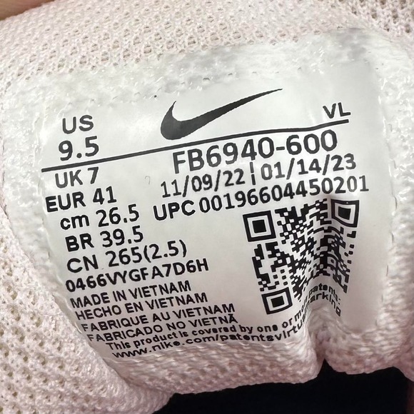 Nike Winflo 10 Running Shoes WOMENS Multicolor Lace Up Sneakers SIZE‎ 9.5 - Picture 8 of 8